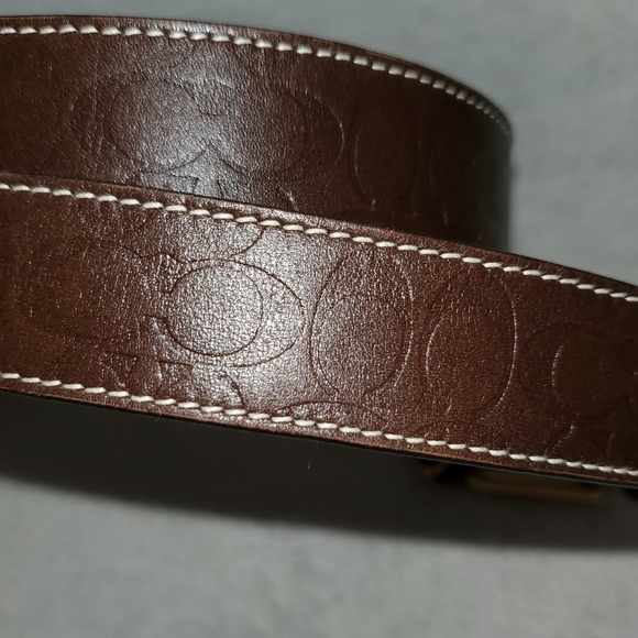 Vintage Coach Belt - Picture 4 of 6